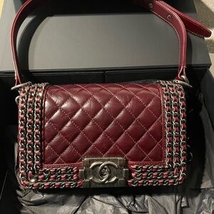 ‼️SOLD‼️ CHANEL Red Leather Shoulder Bag